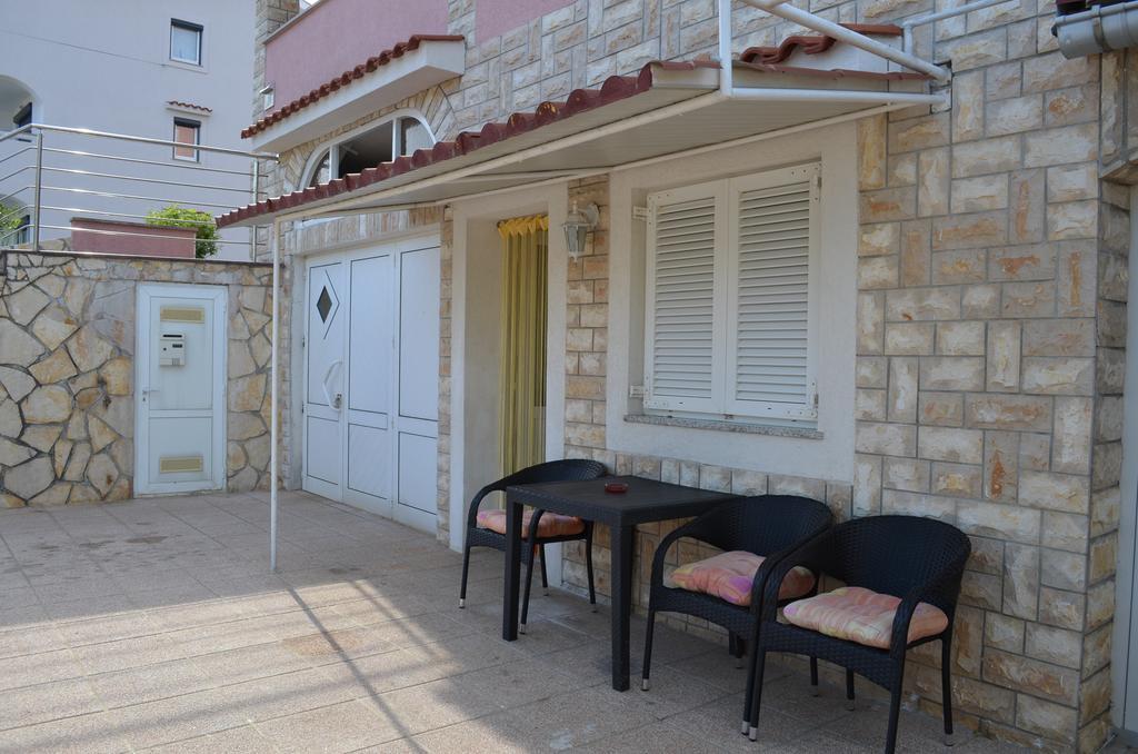 Apartments & Rooms Nensi Baška Exterior foto